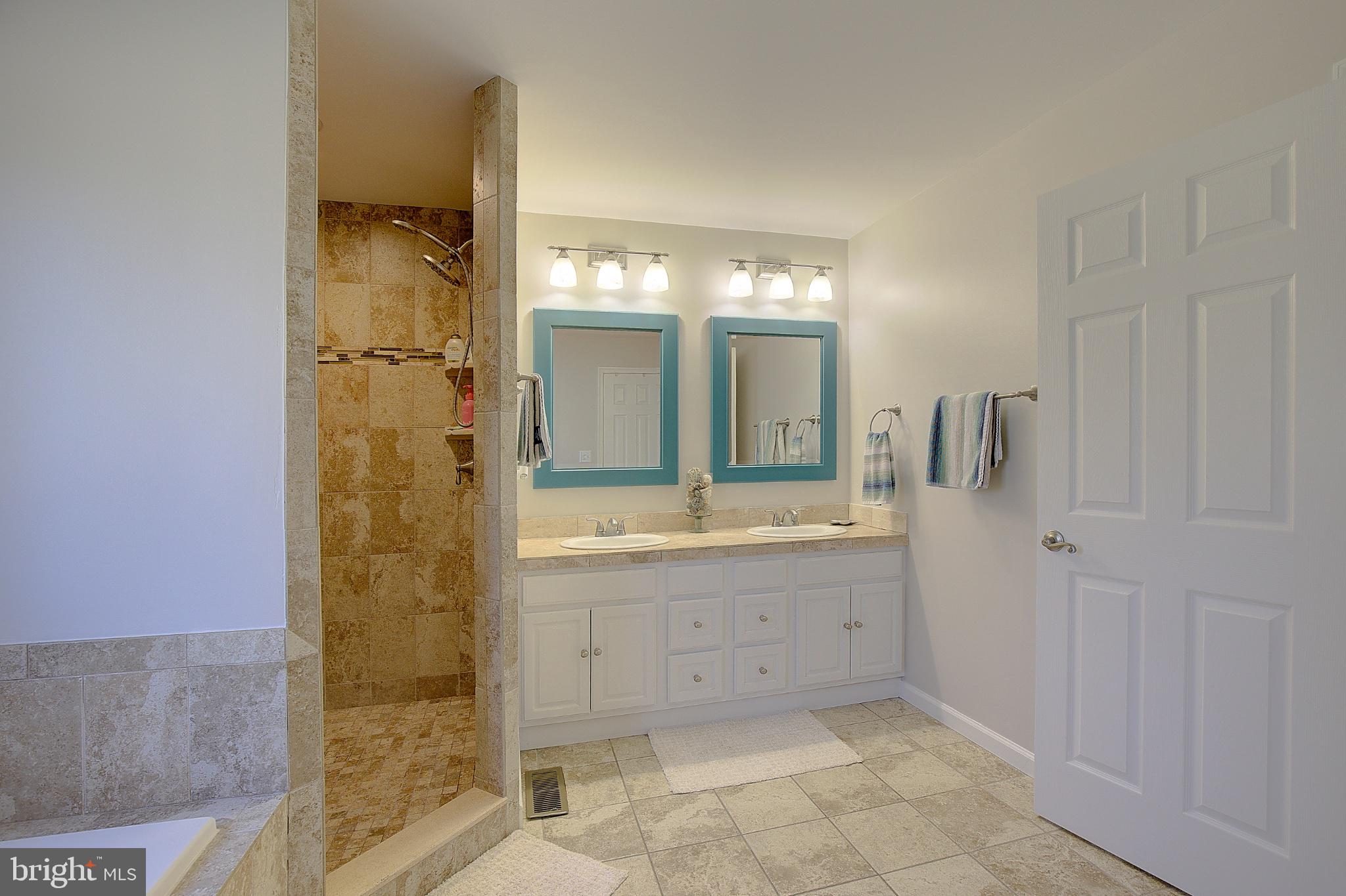 PROSPECT BAY - Residential