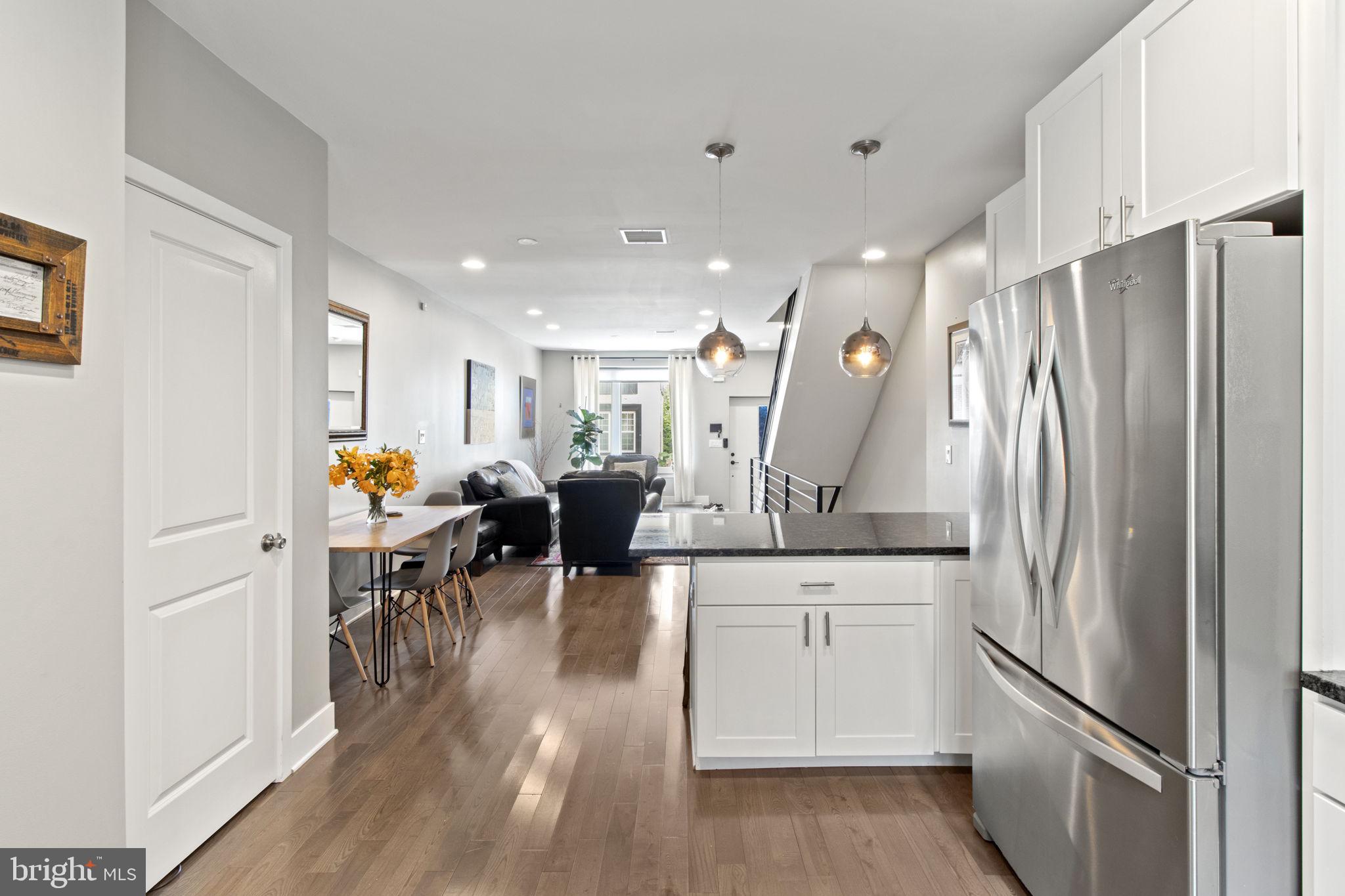 POINT BREEZE - Residential