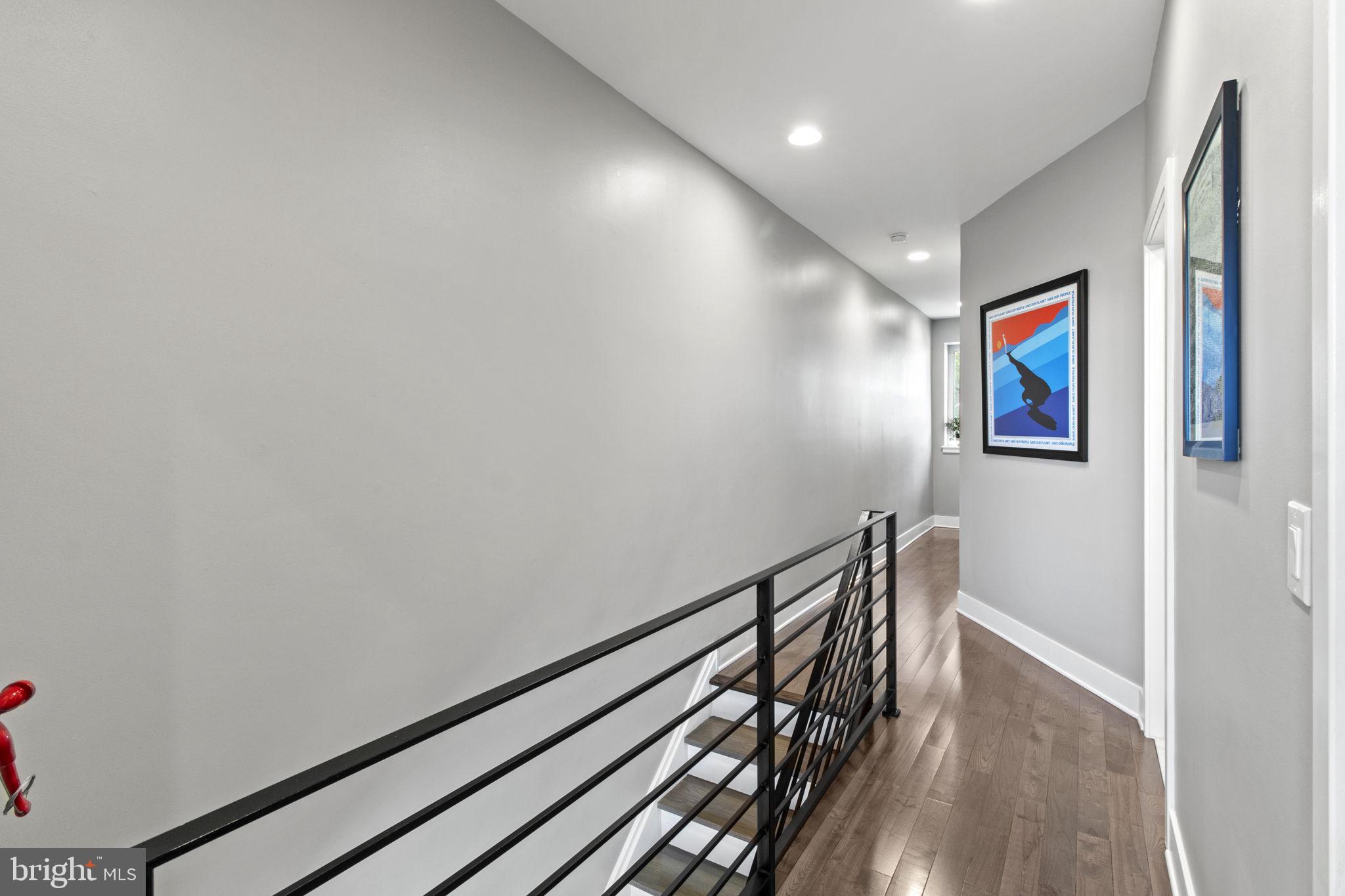 POINT BREEZE - Residential