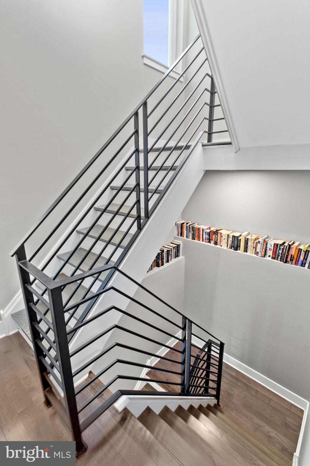 POINT BREEZE - Residential