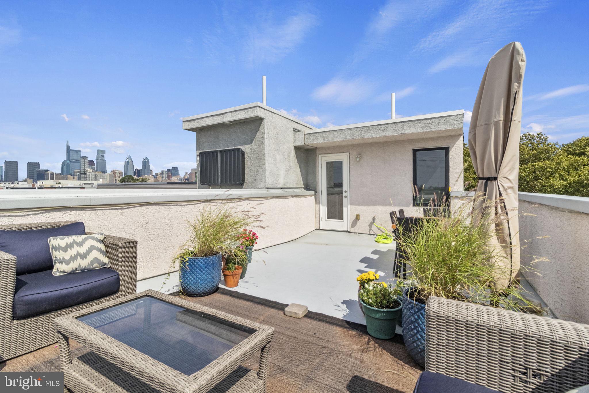 POINT BREEZE - Residential