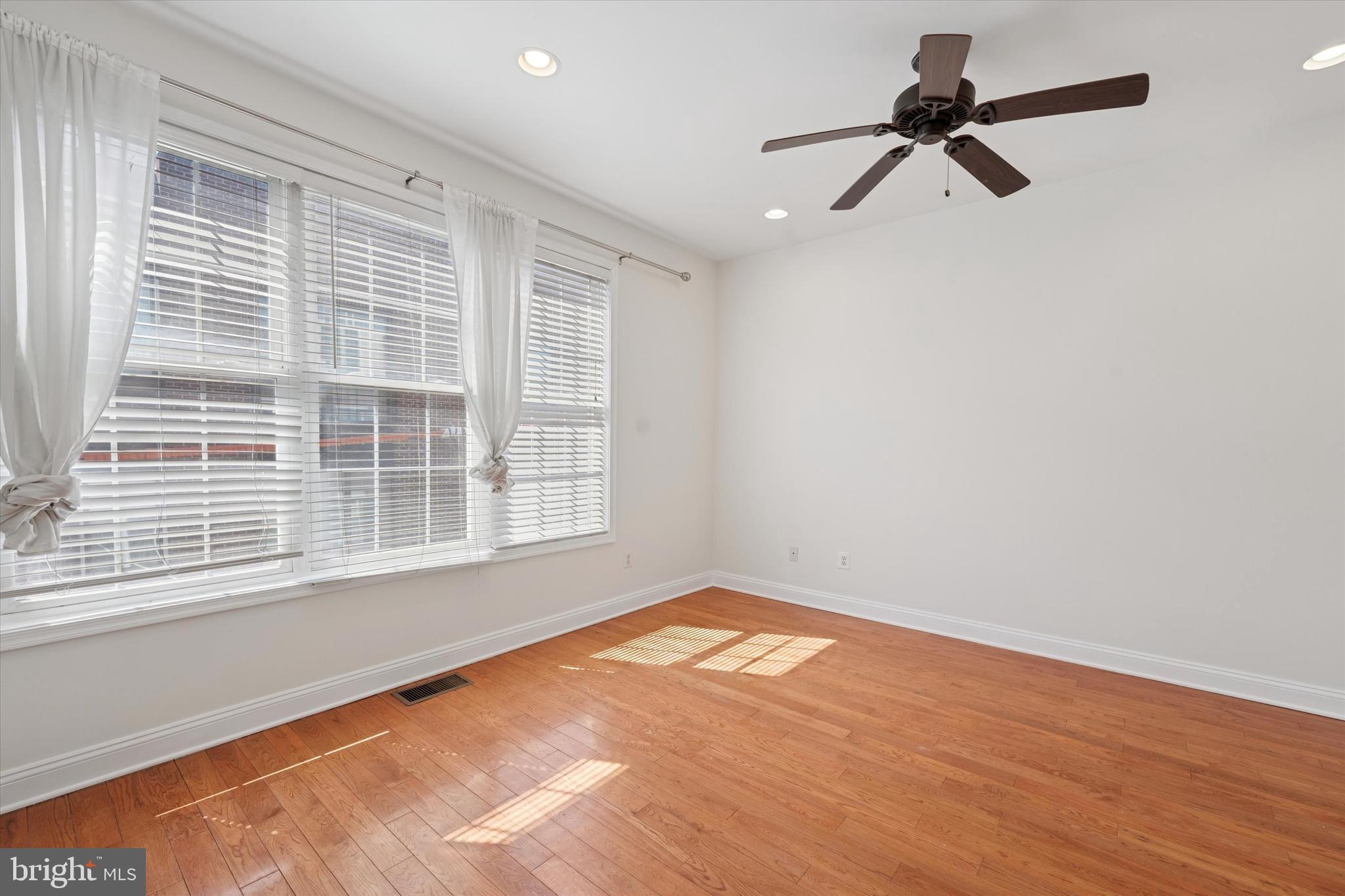 GRADUATE HOSPITAL - Residential