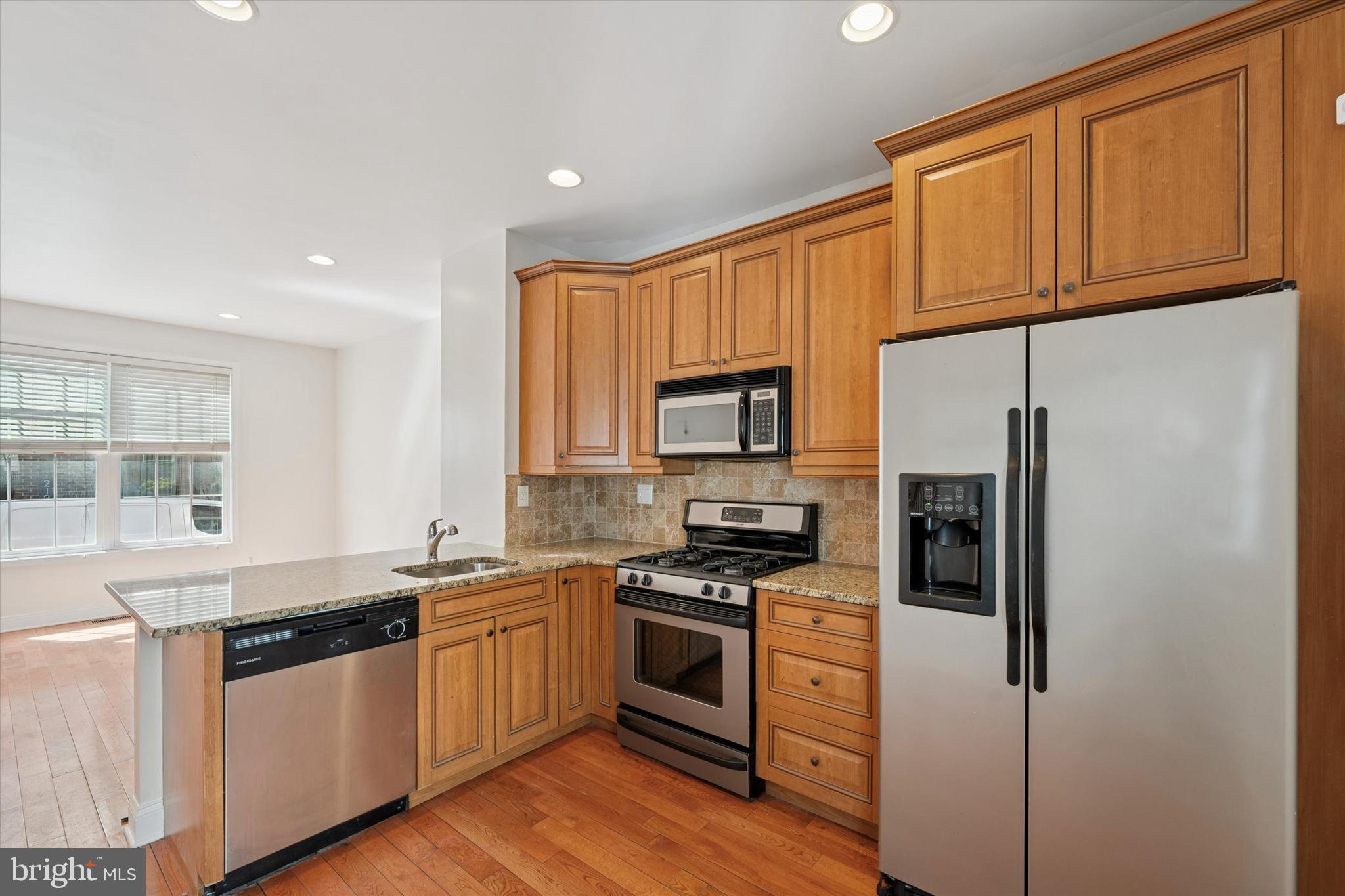 GRADUATE HOSPITAL - Residential