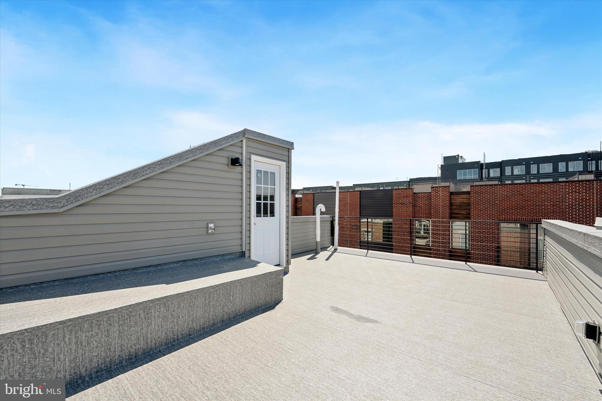 GRADUATE HOSPITAL - Residential