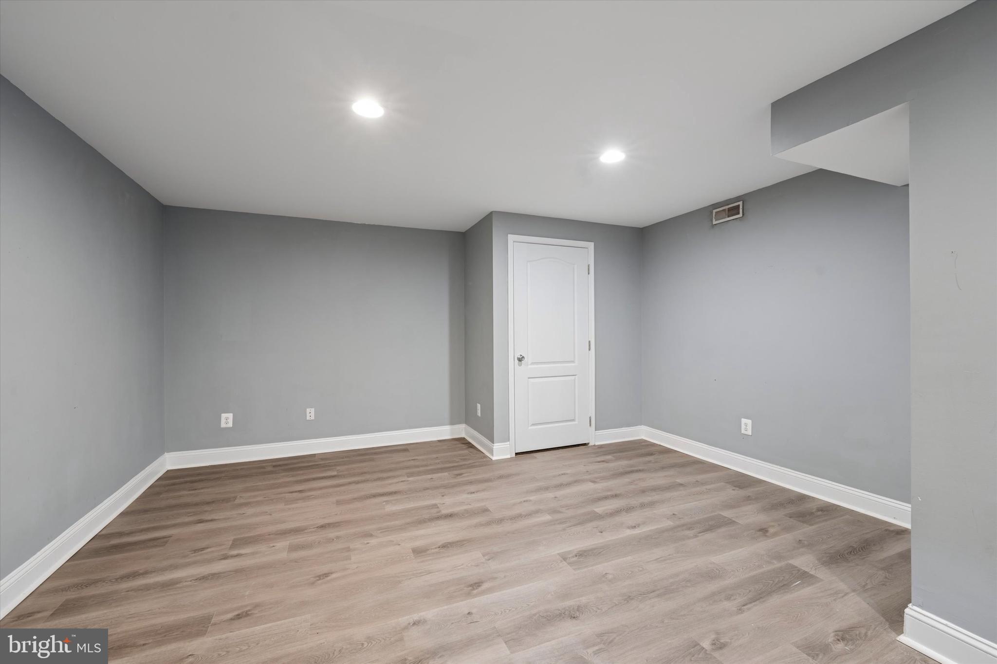 GRADUATE HOSPITAL - Residential