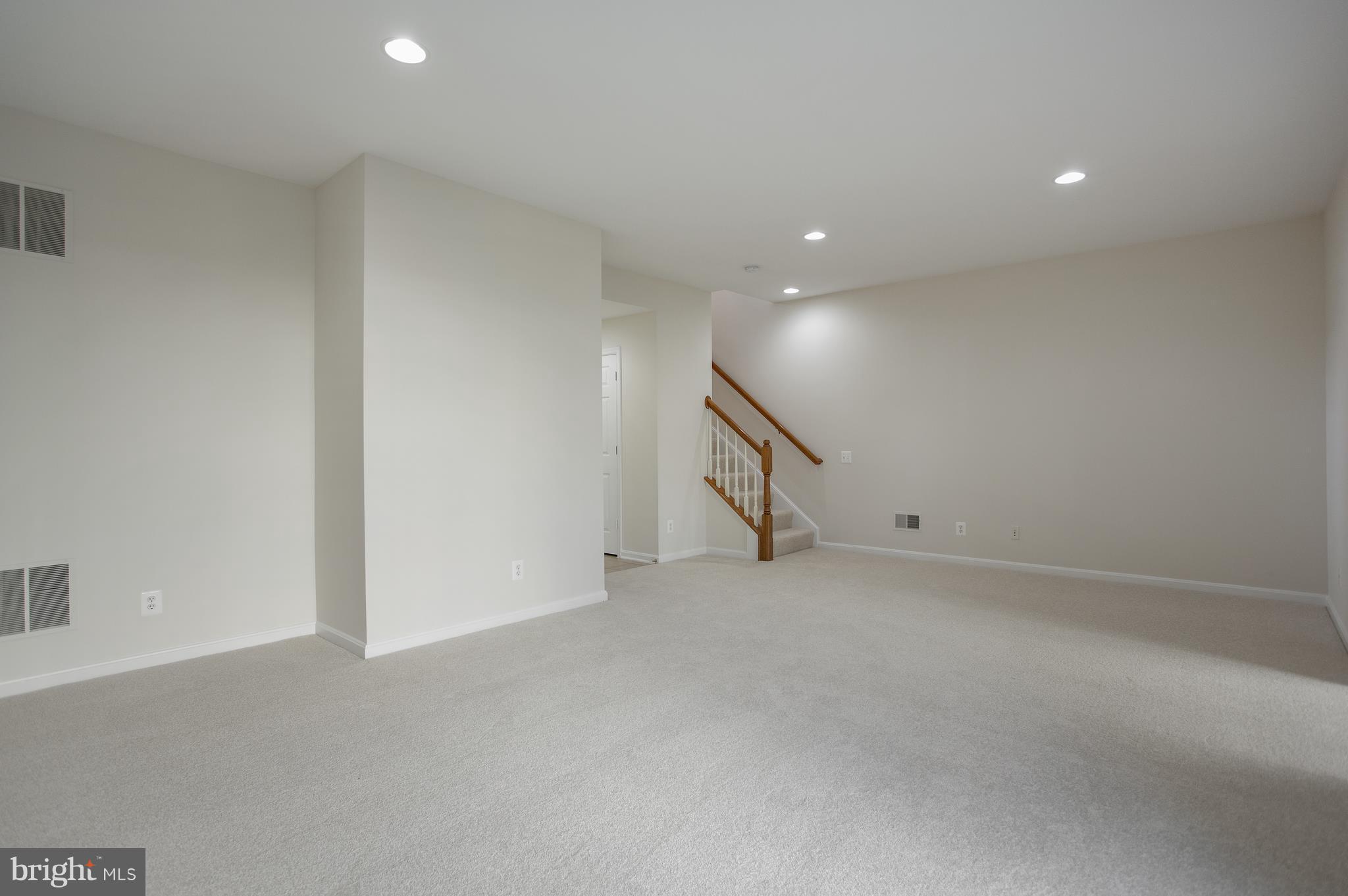LAUREL HILL LANDBAY - Residential