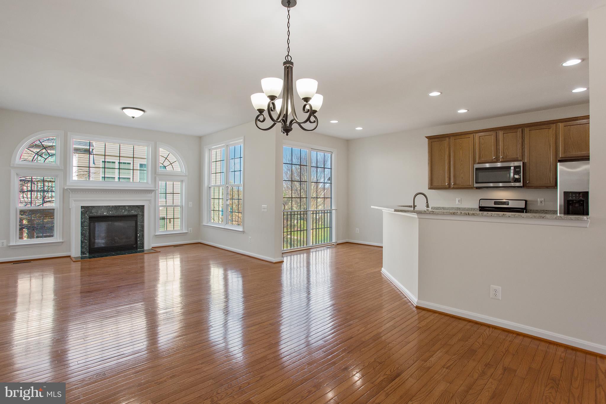 LAUREL HILL LANDBAY - Residential