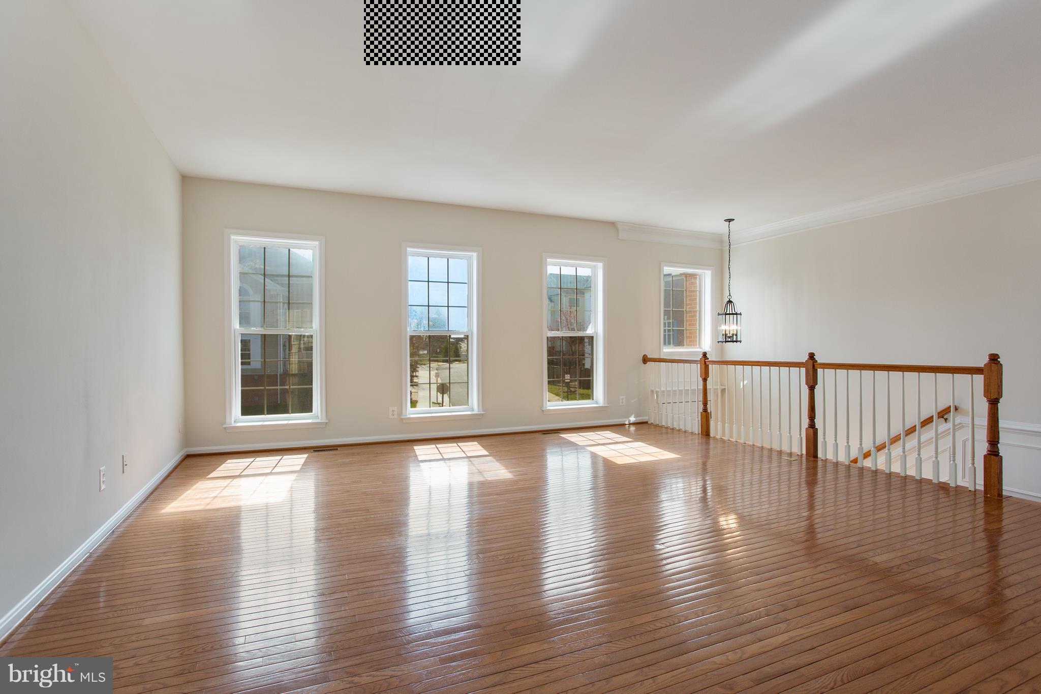 LAUREL HILL LANDBAY - Residential