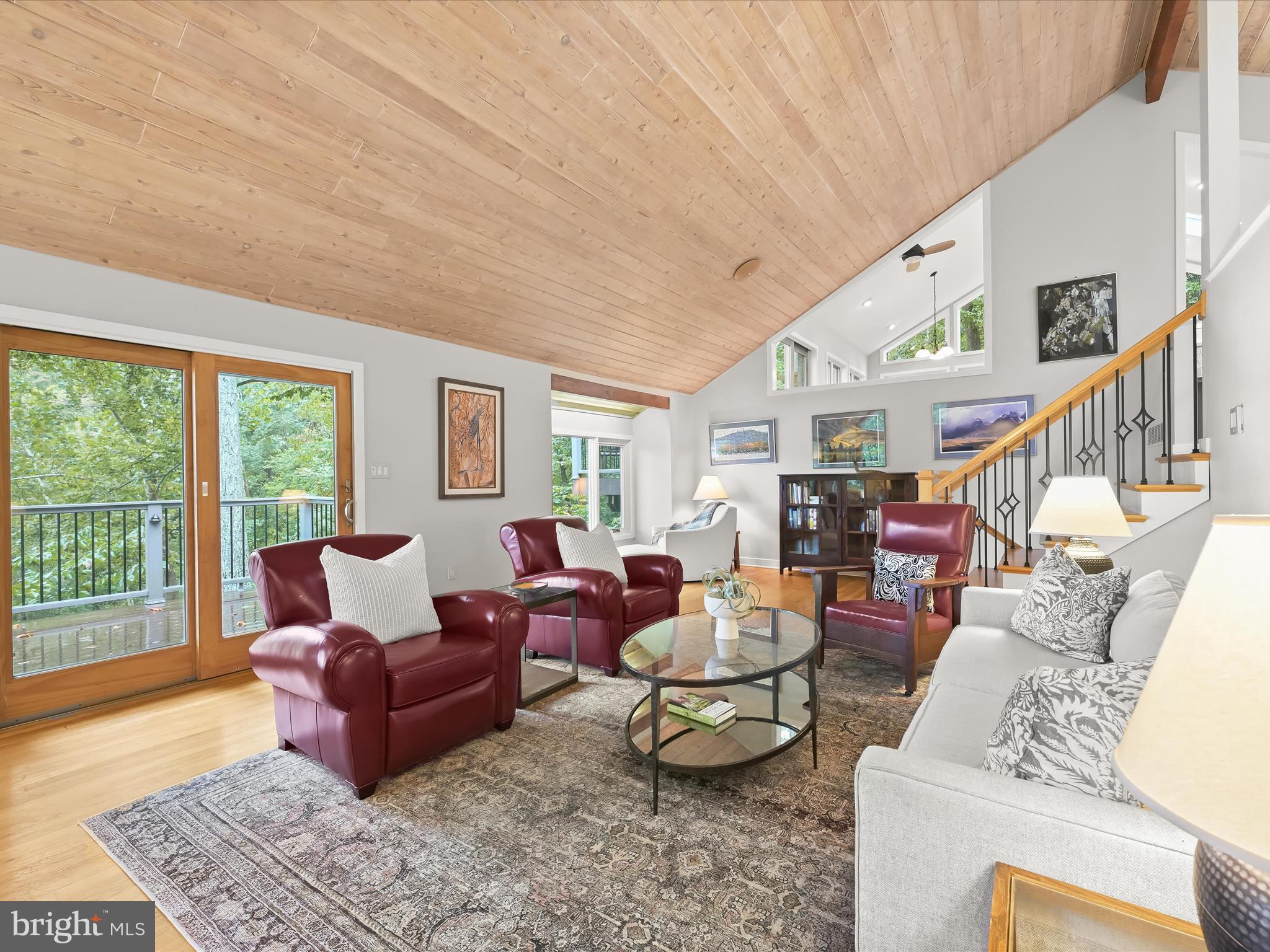 SOUTH RIVER MANOR - Residential