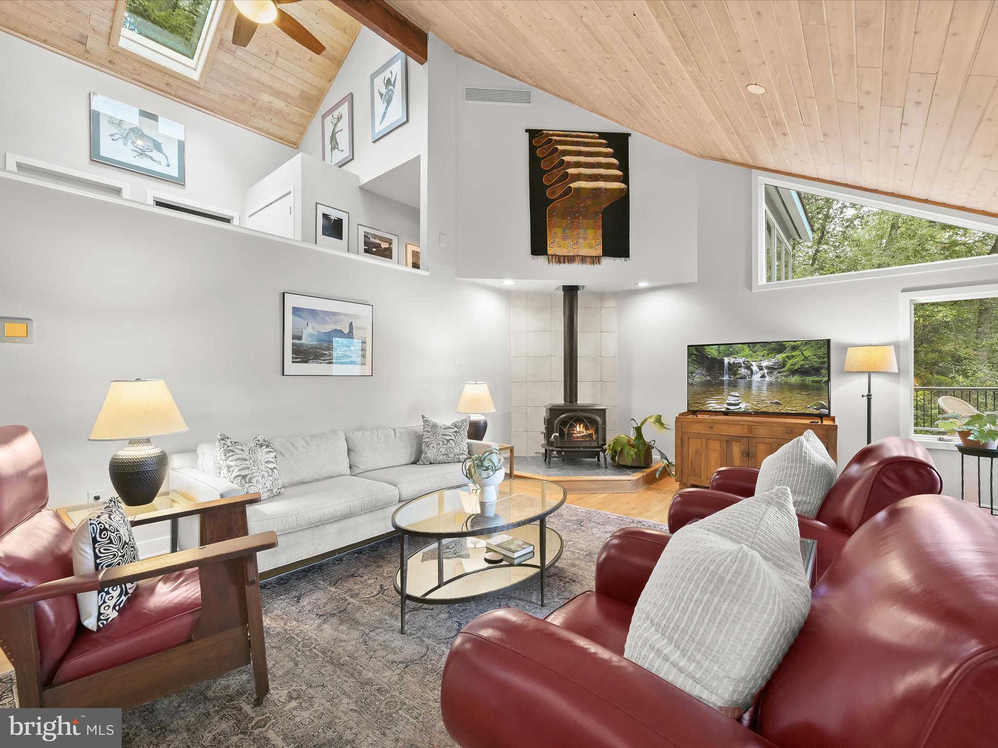 SOUTH RIVER MANOR - Residential