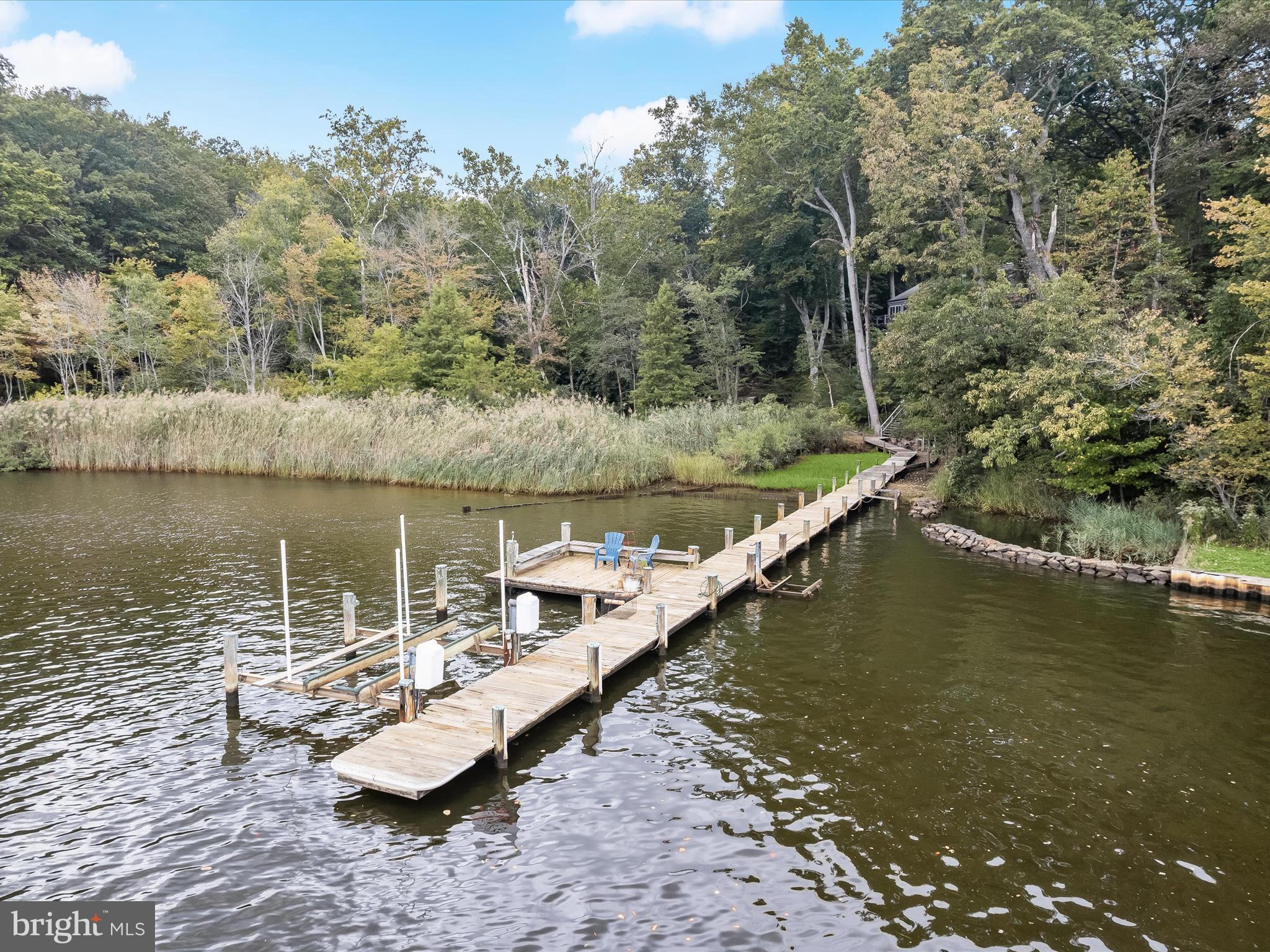 SOUTH RIVER MANOR - Residential