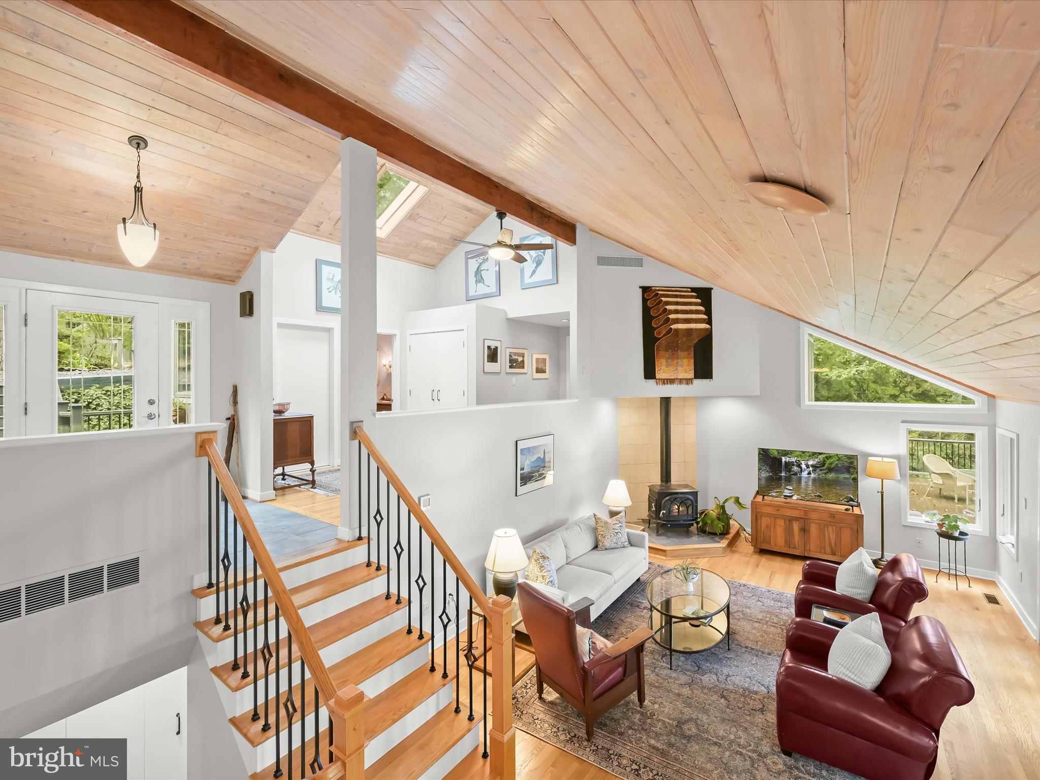 SOUTH RIVER MANOR - Residential