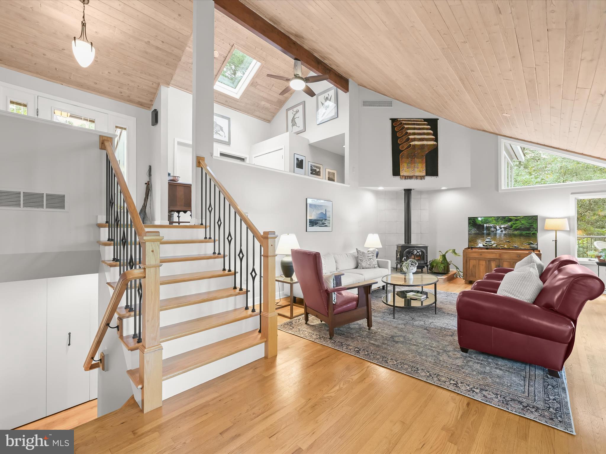 SOUTH RIVER MANOR - Residential