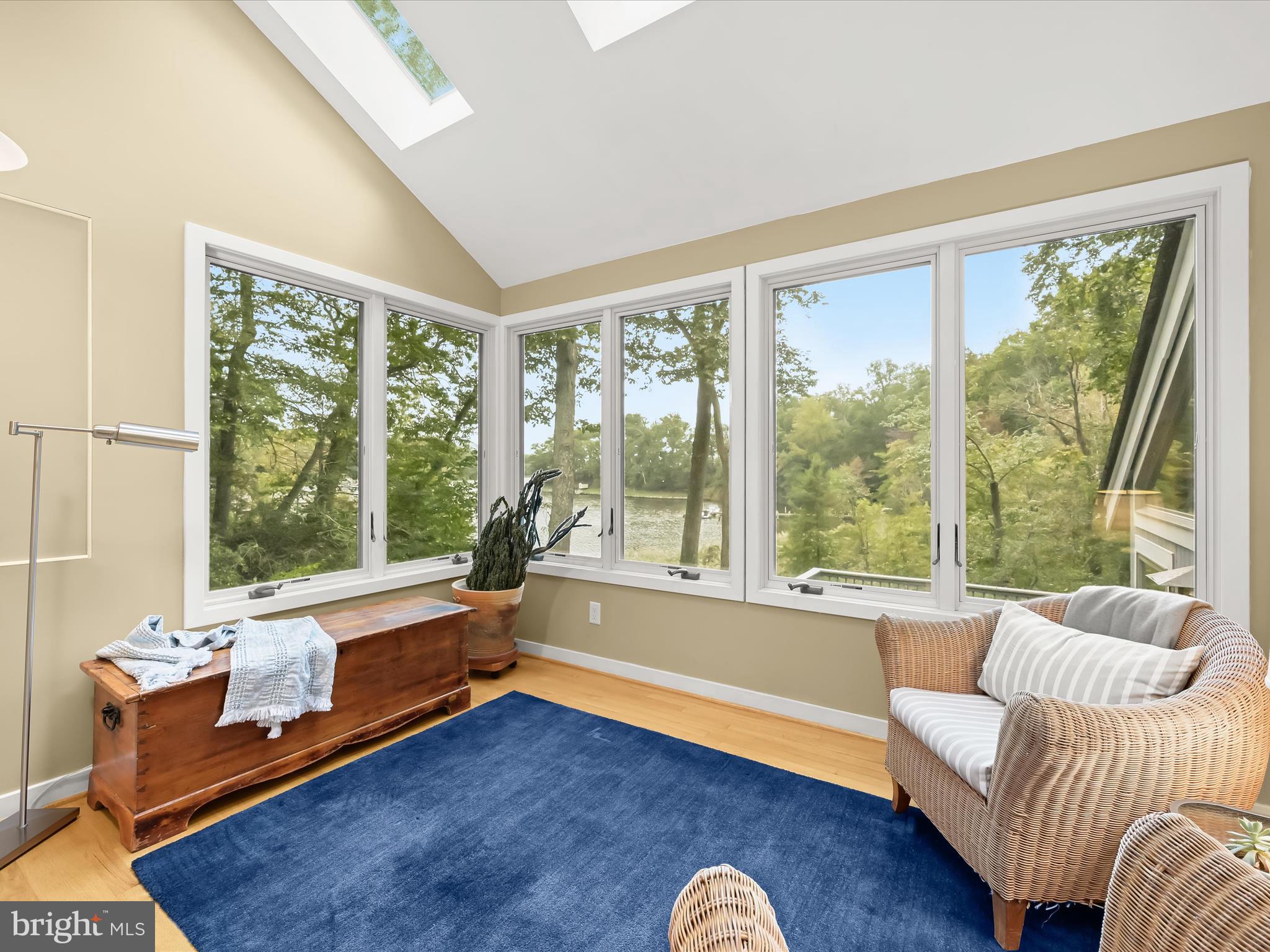 SOUTH RIVER MANOR - Residential