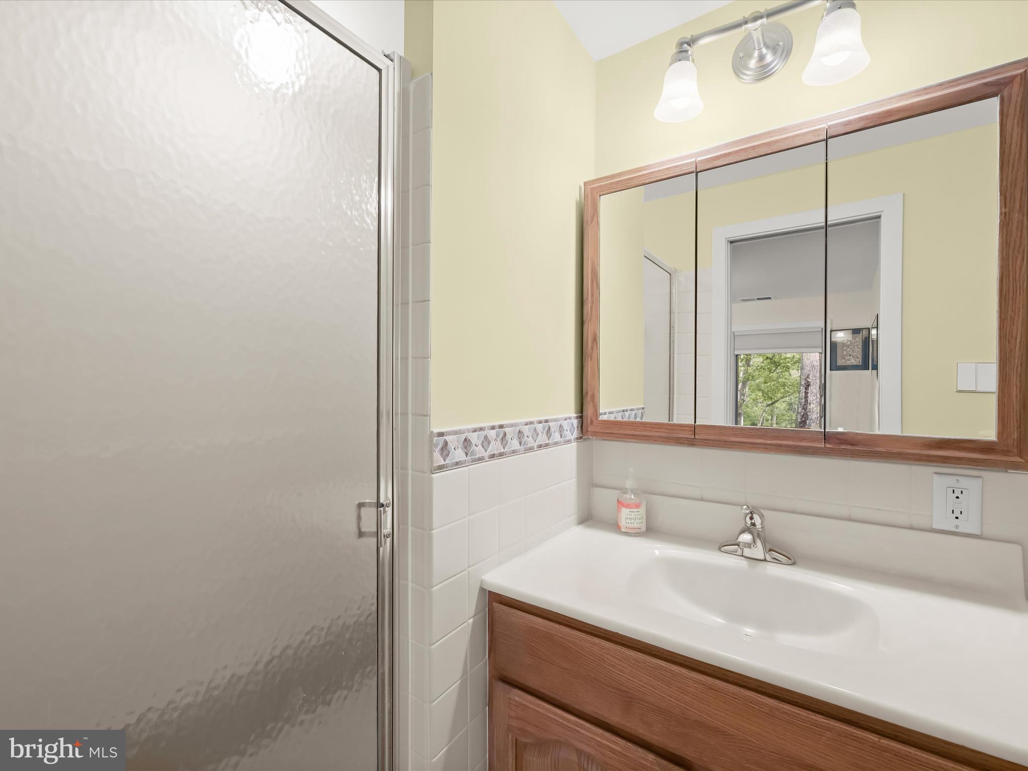 SOUTH RIVER MANOR - Residential