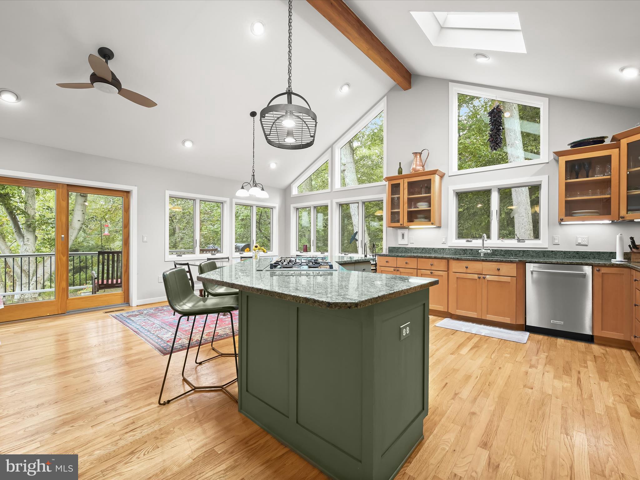 SOUTH RIVER MANOR - Residential