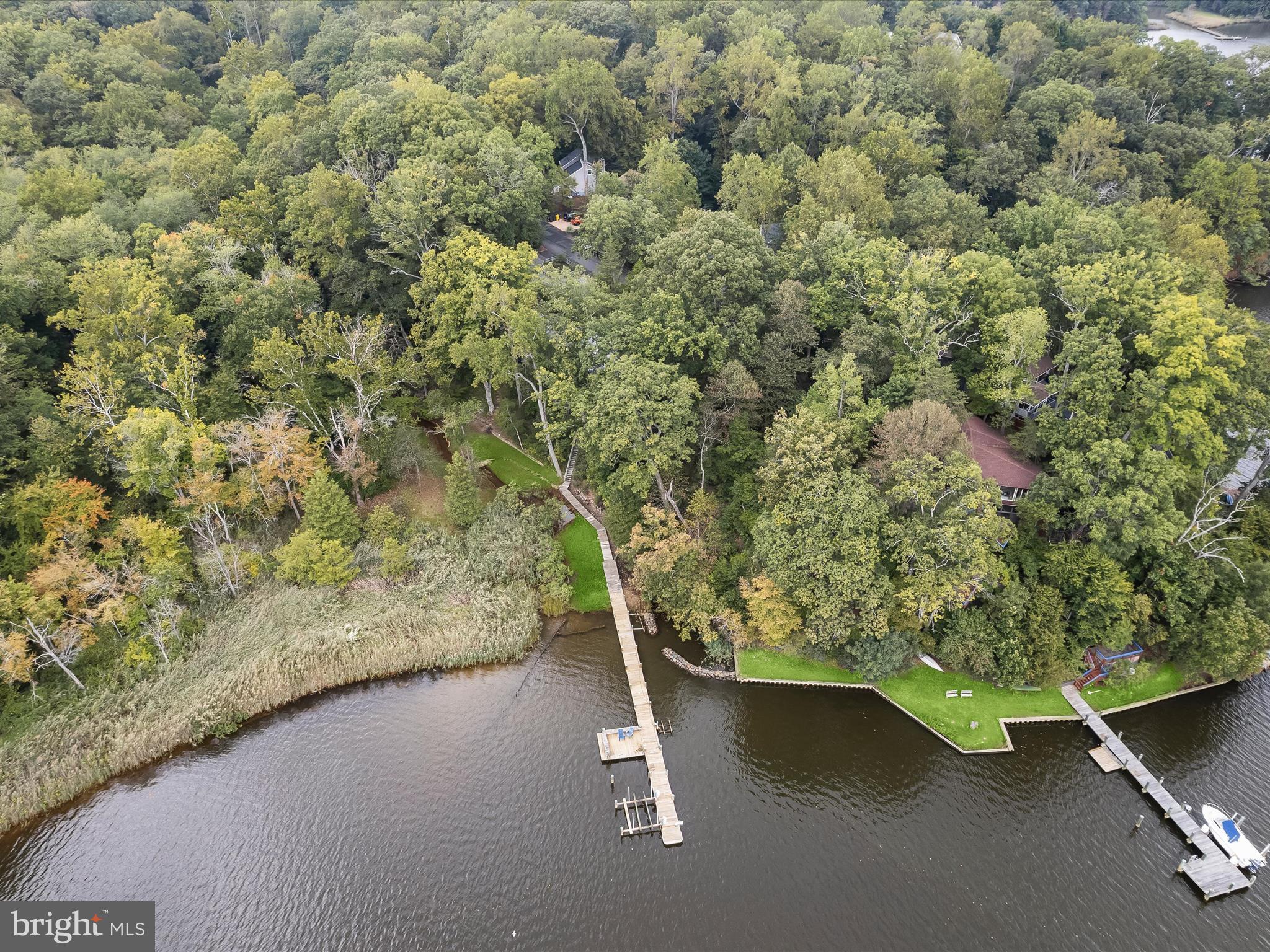 SOUTH RIVER MANOR - Residential