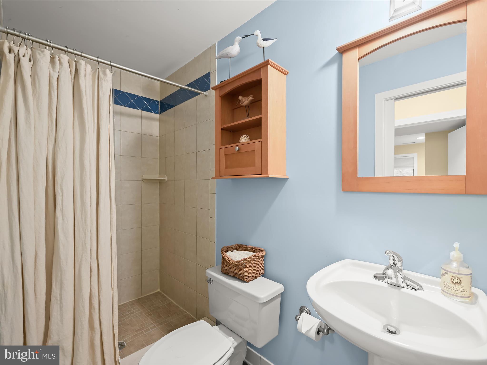 SOUTH RIVER MANOR - Residential