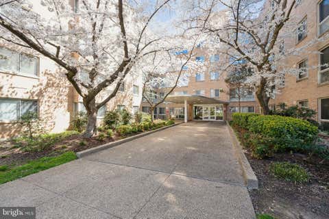 Photo of 6445 Luzon Avenue NW #109, WASHINGTON, DC 20012 (MLS # DCDC2248048)