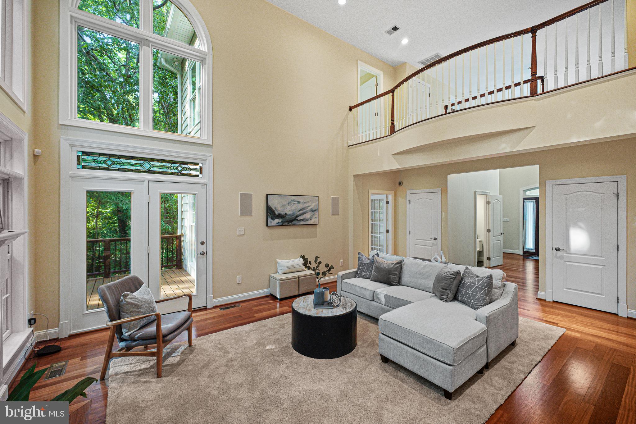 RESTON - Residential