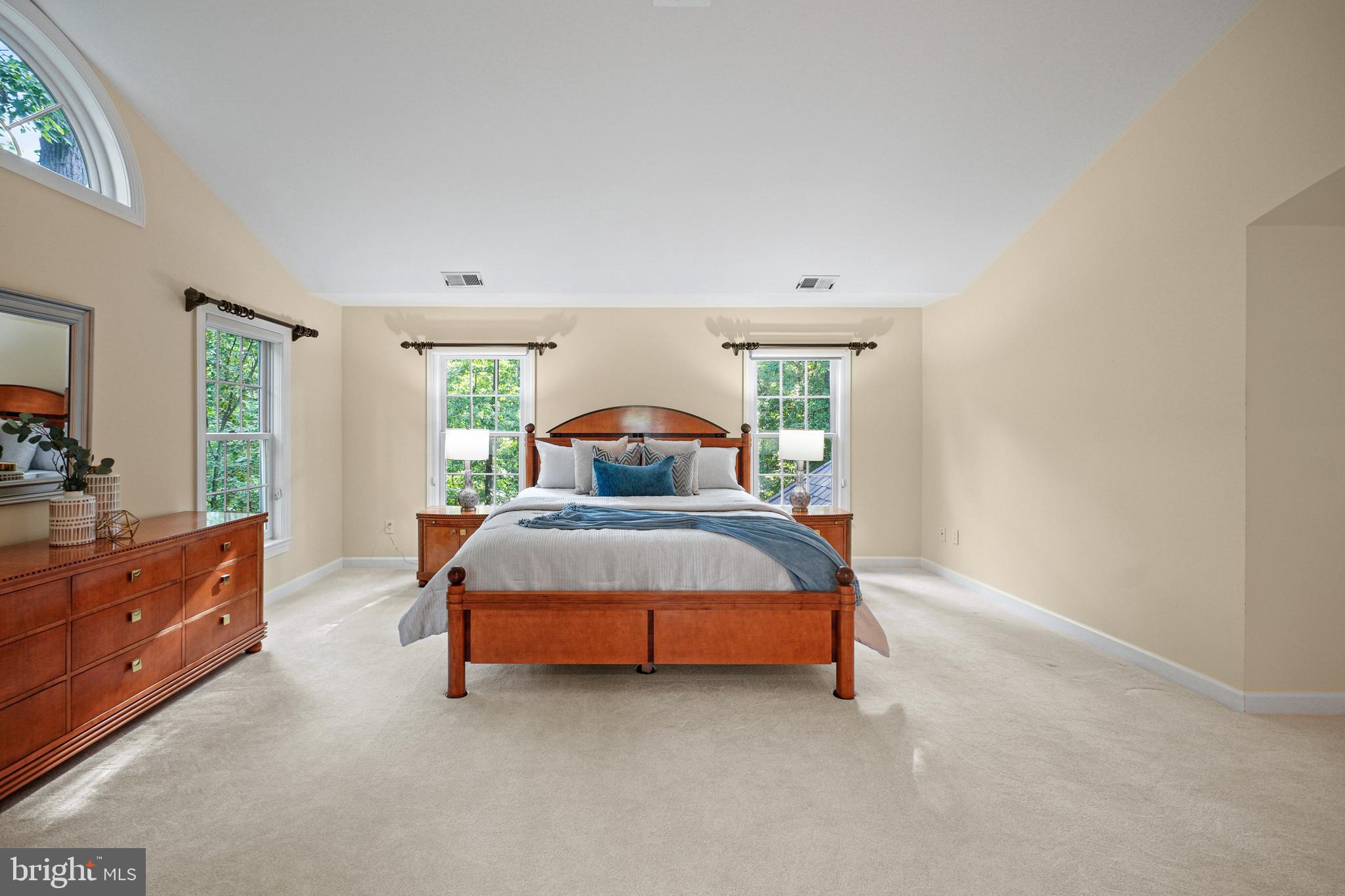 RESTON - Residential