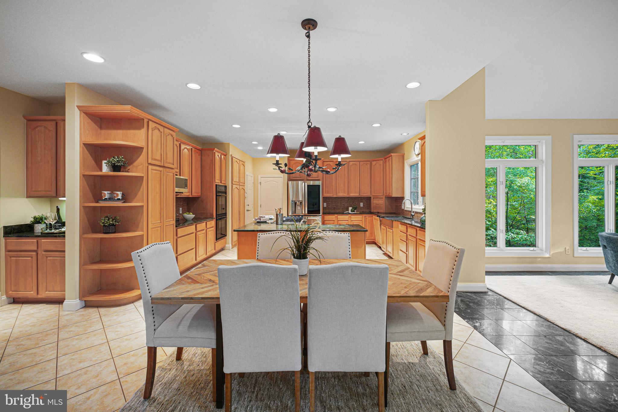 RESTON - Residential