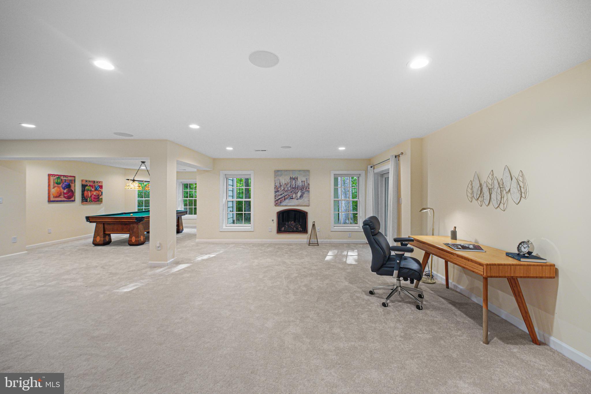 RESTON - Residential