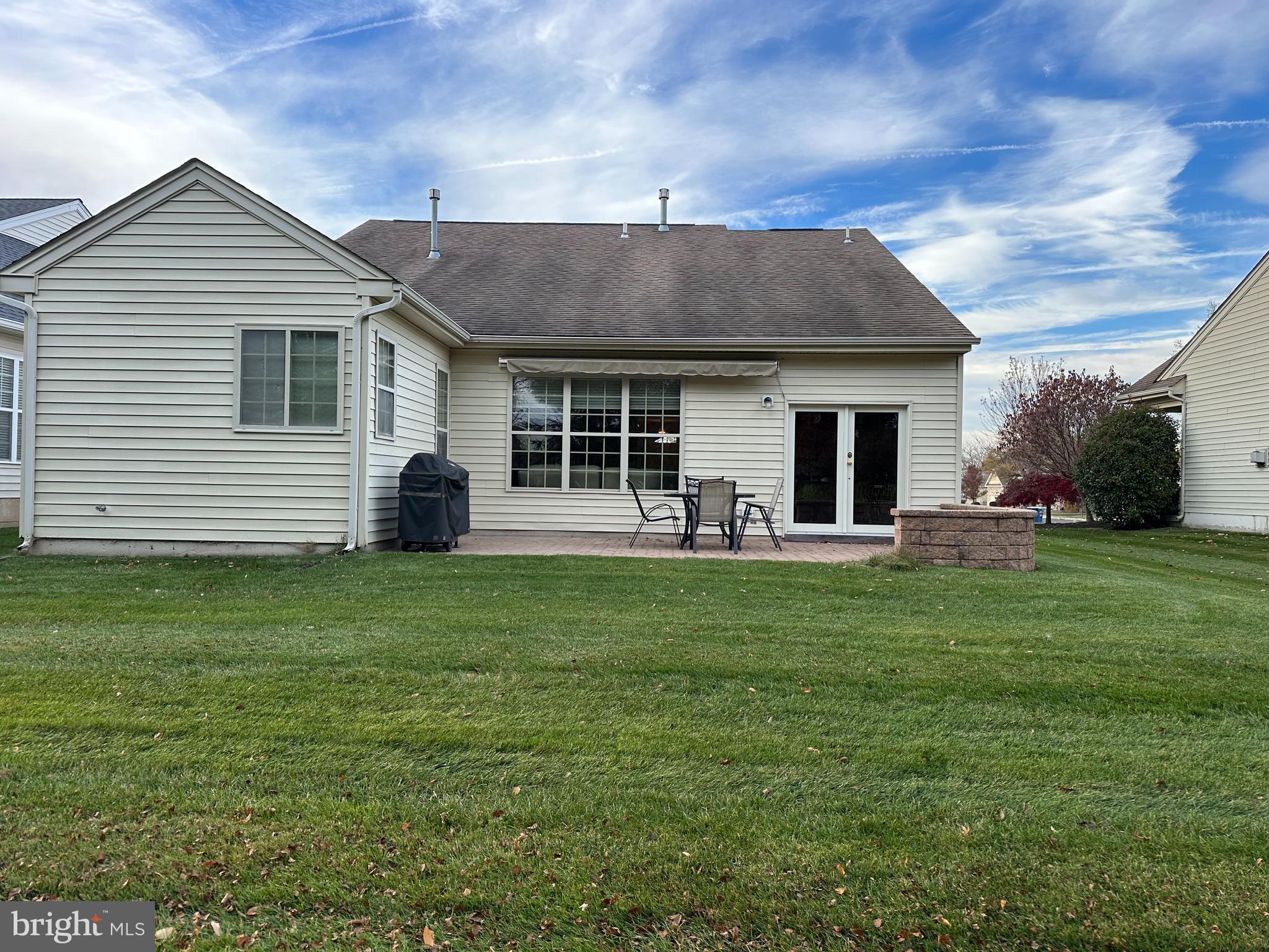 HERITAGE CR ESTS - Residential