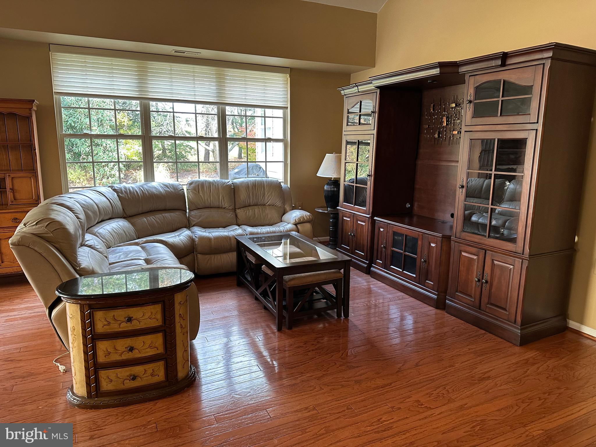 HERITAGE CR ESTS - Residential