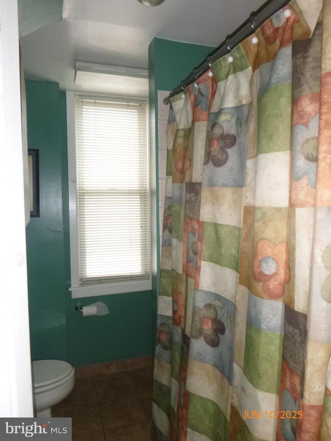 MAYFAIR - Commercial Sale