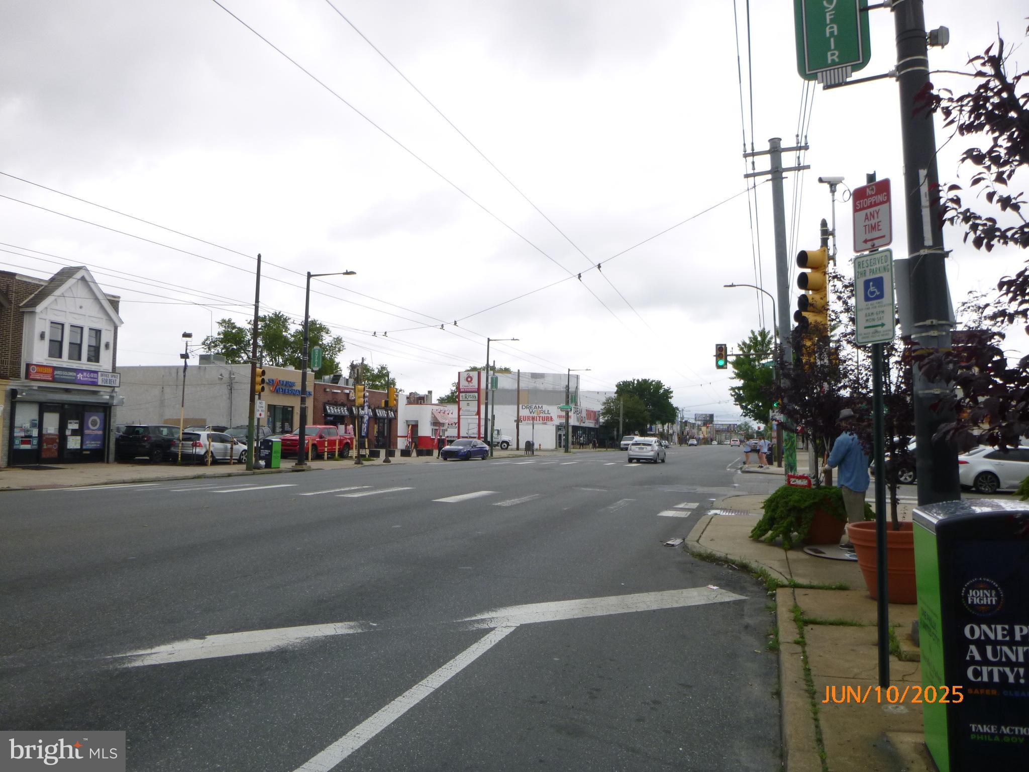 MAYFAIR - Commercial Sale