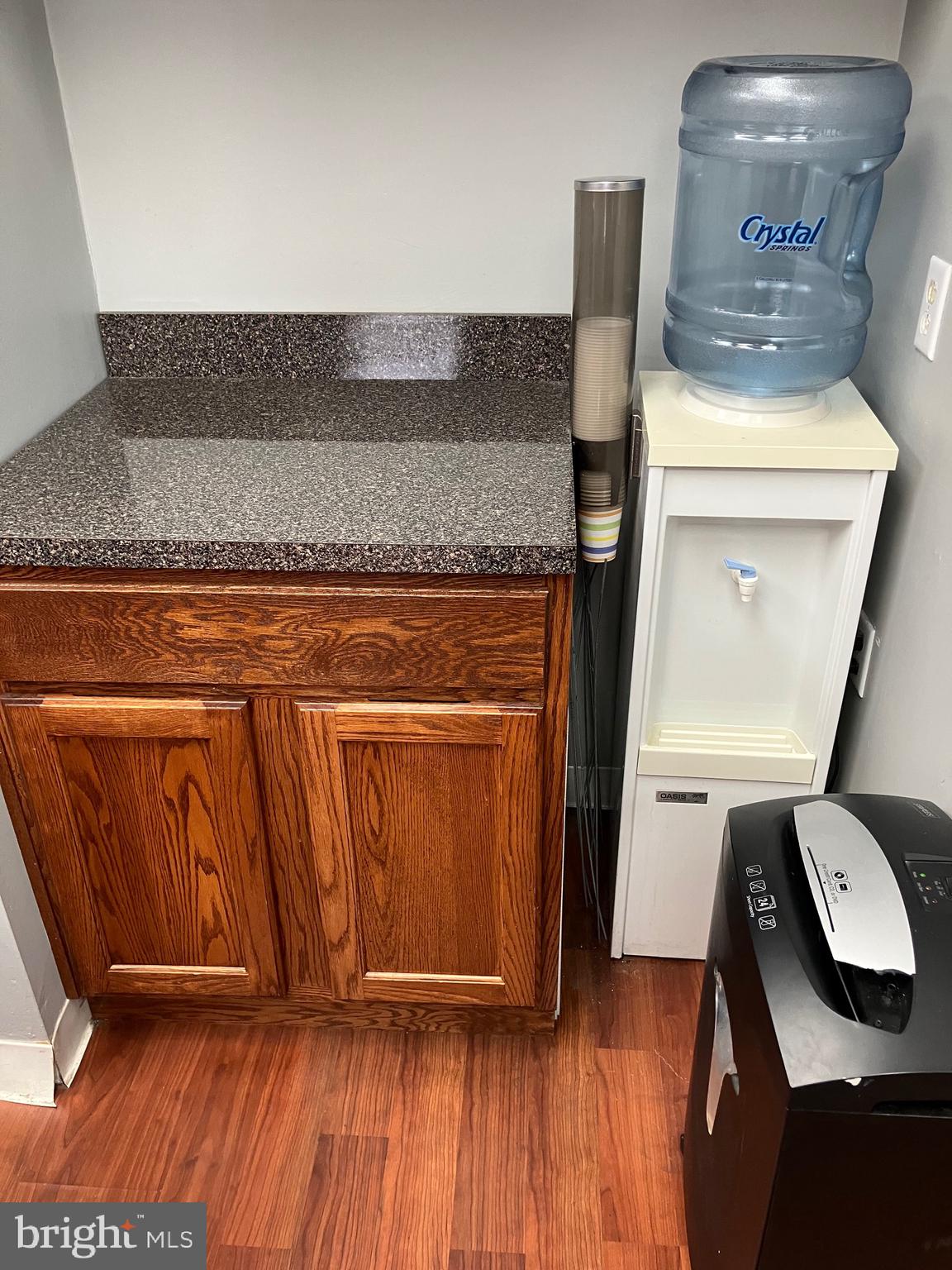 MAYFAIR - Commercial Sale