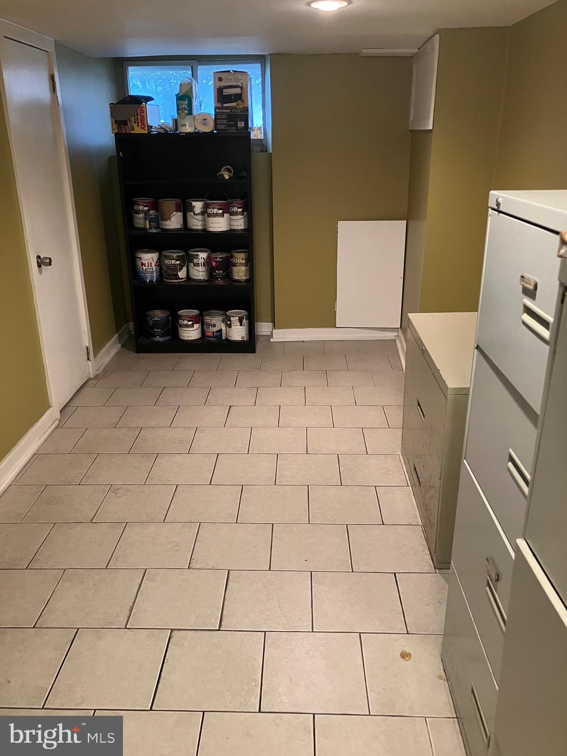MAYFAIR - Commercial Sale
