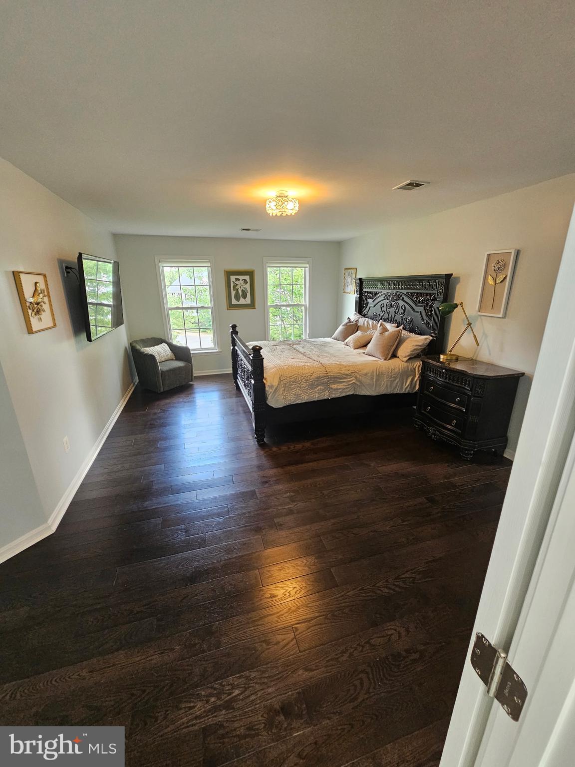 BROADLANDS - Residential