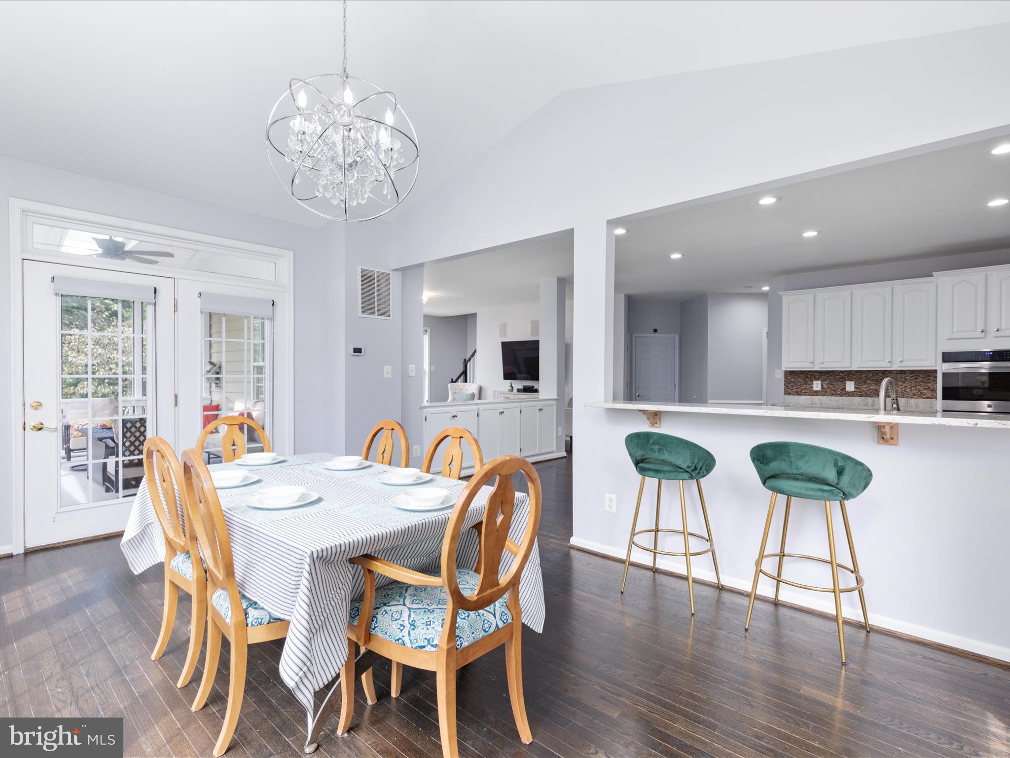 BROADLANDS - Residential