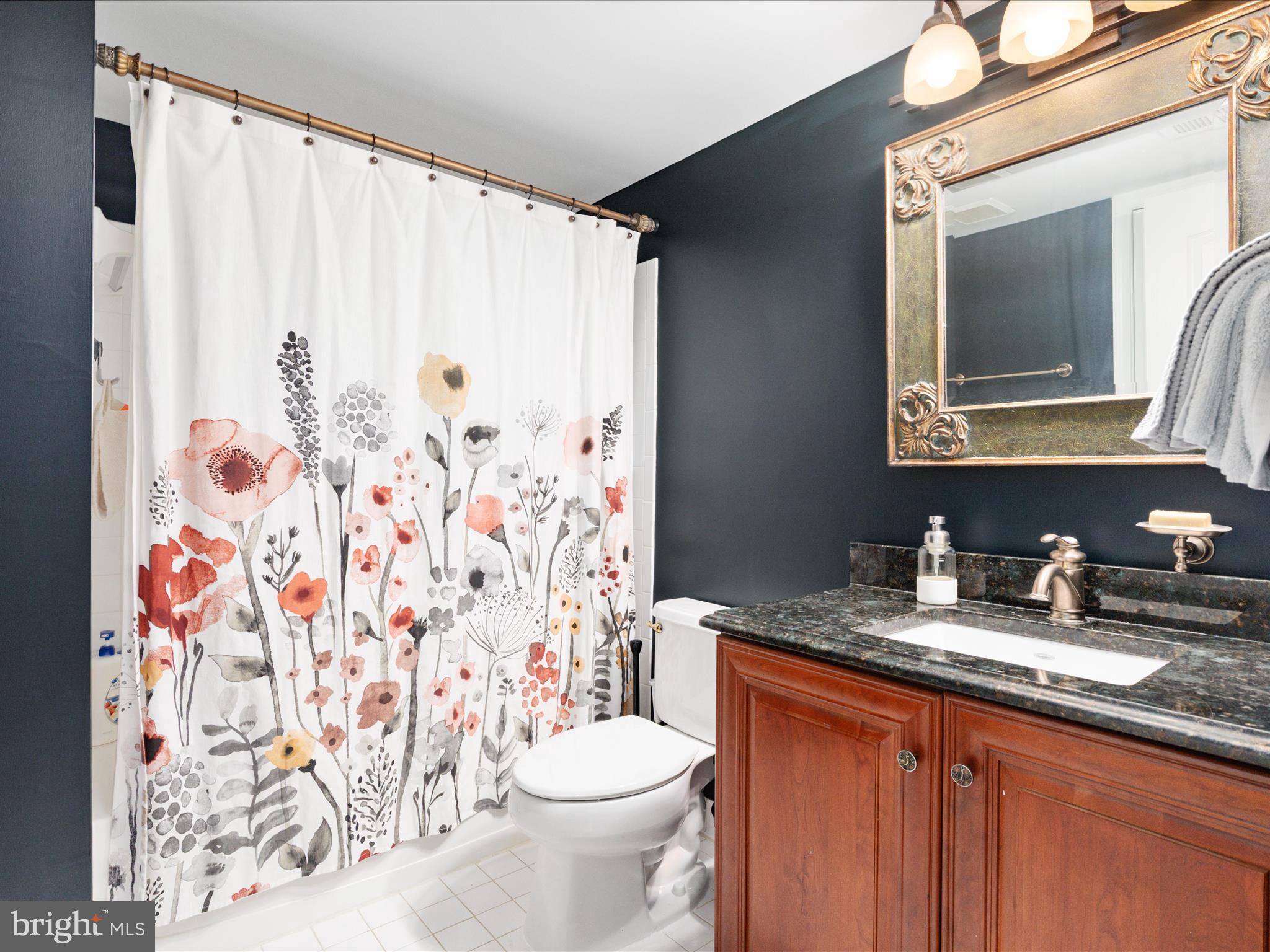 BROADLANDS - Residential