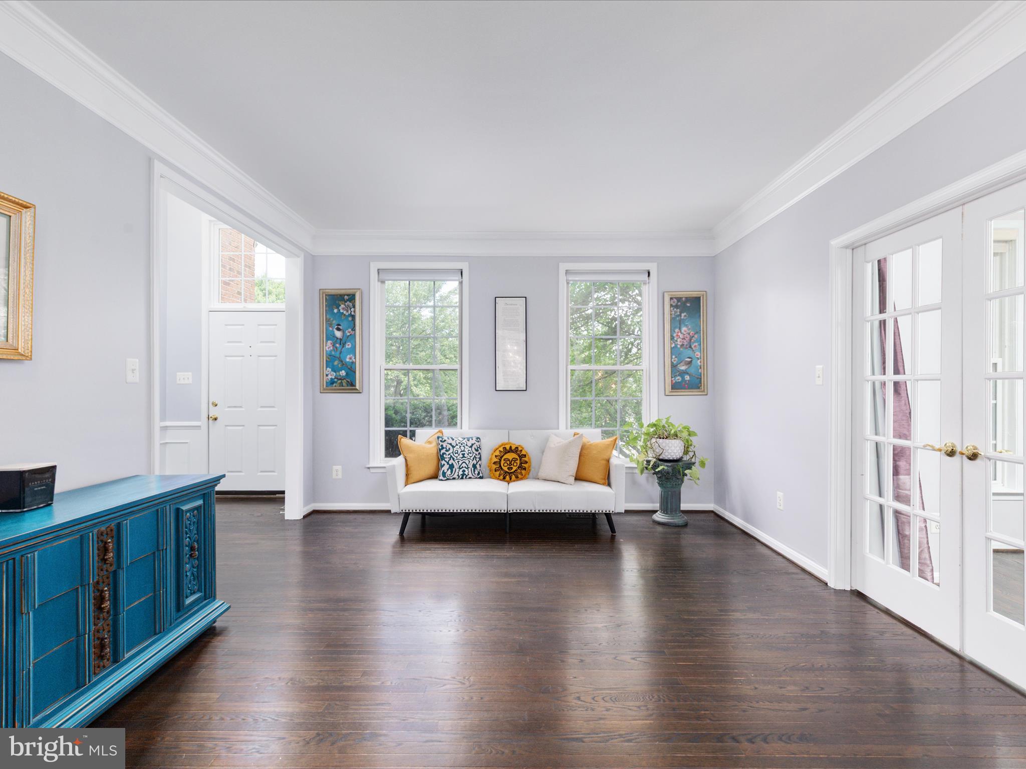 BROADLANDS - Residential