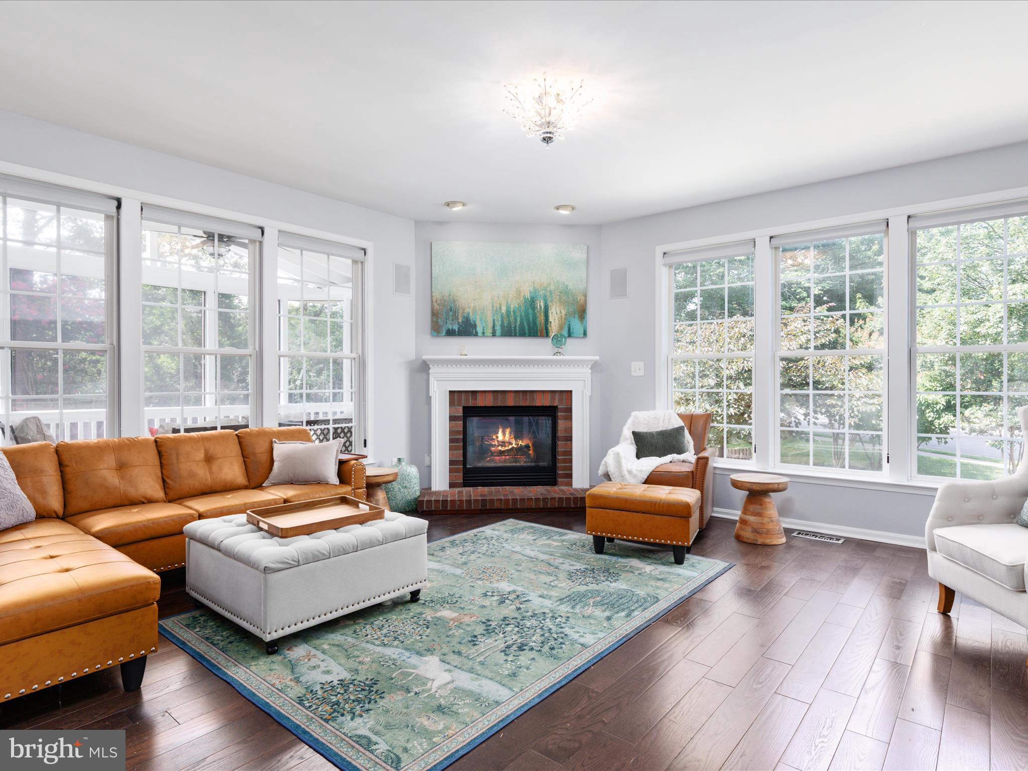 BROADLANDS - Residential