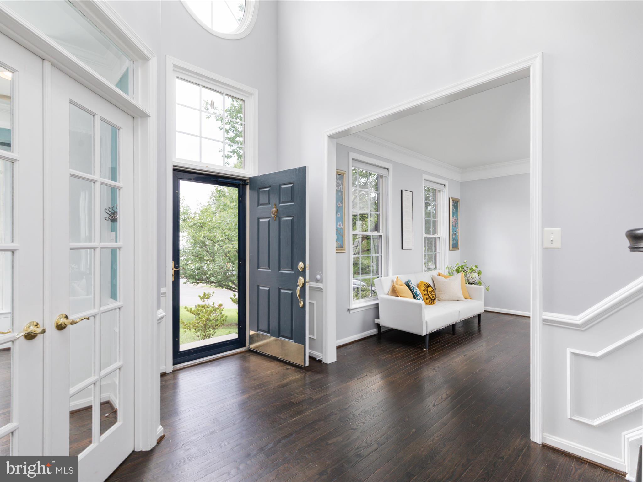 BROADLANDS - Residential