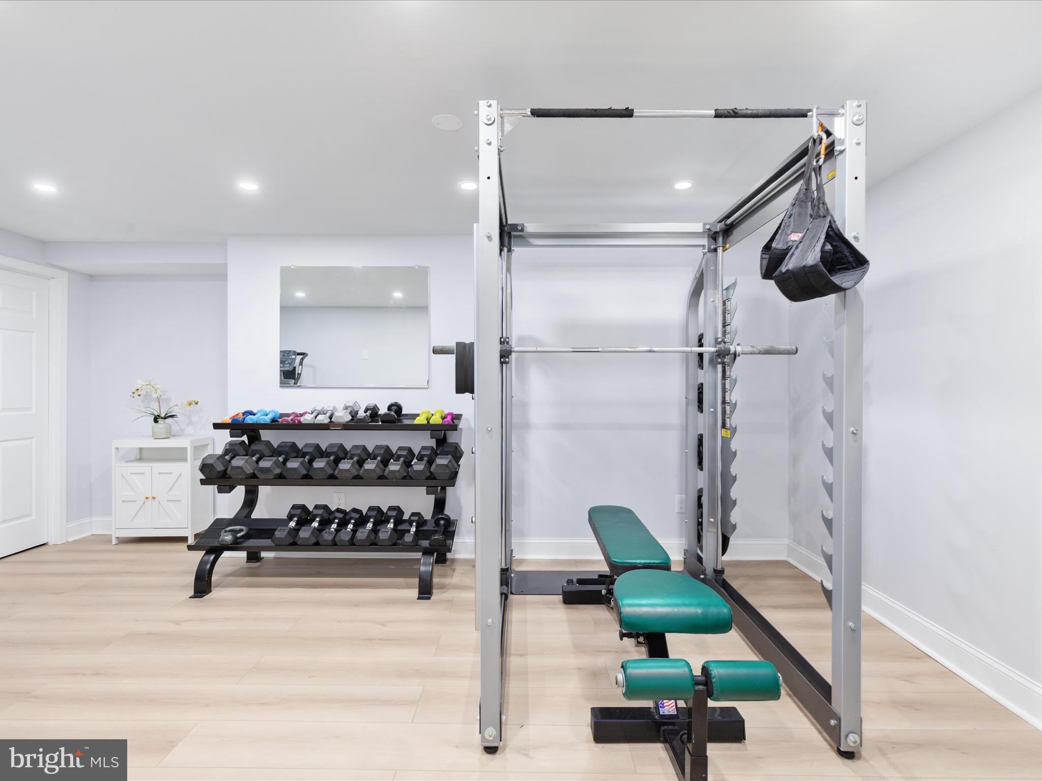 BROADLANDS - Residential