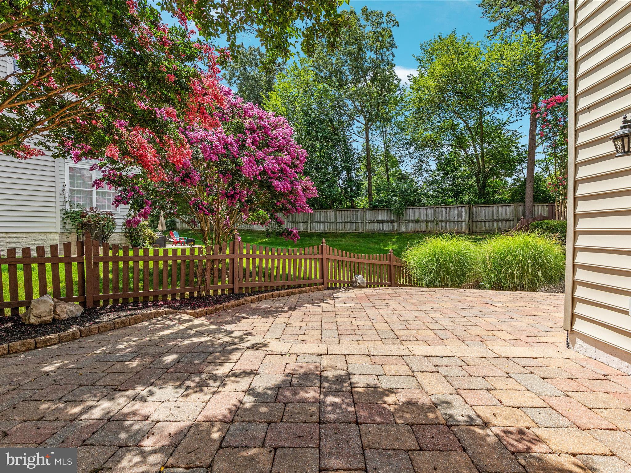 BROADLANDS - Residential