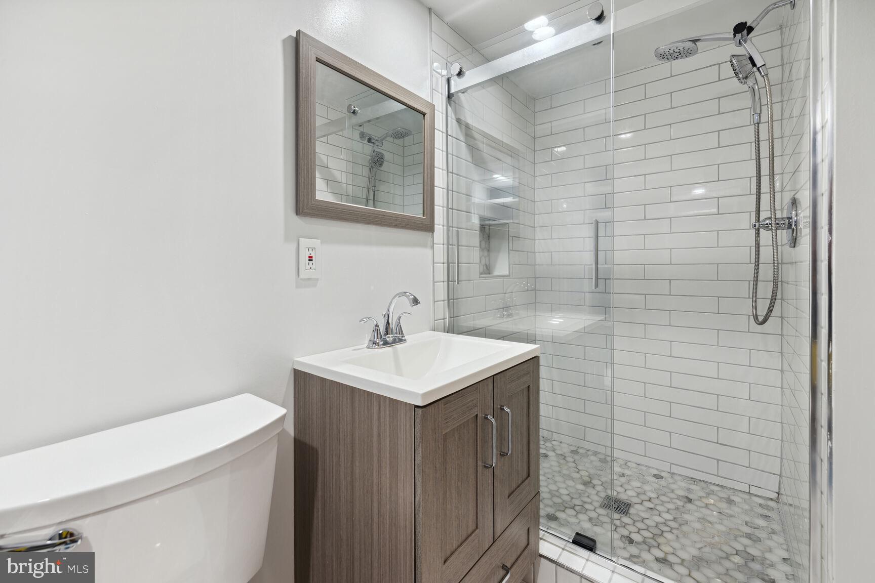 ASPEN HILL PARK - Residential