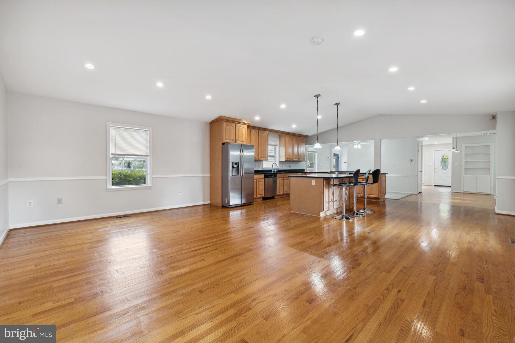 ASPEN HILL PARK - Residential