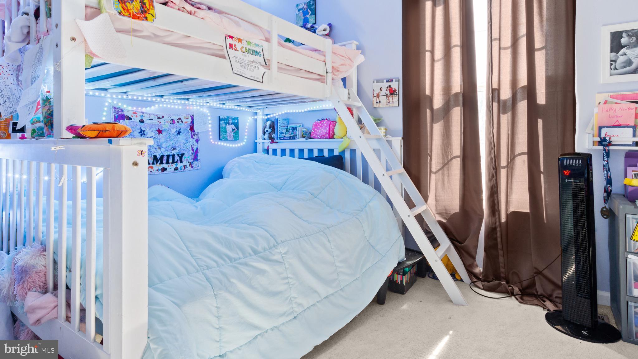 ASHBURN FARM - Residential