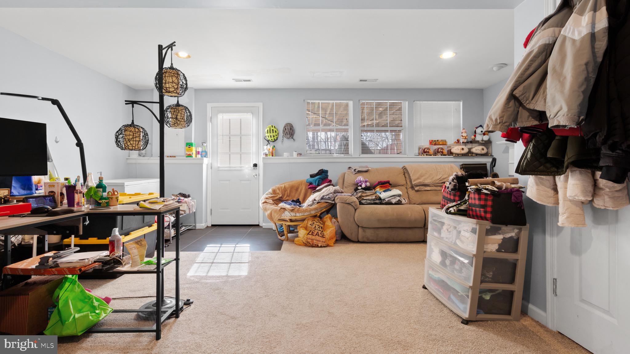 ASHBURN FARM - Residential