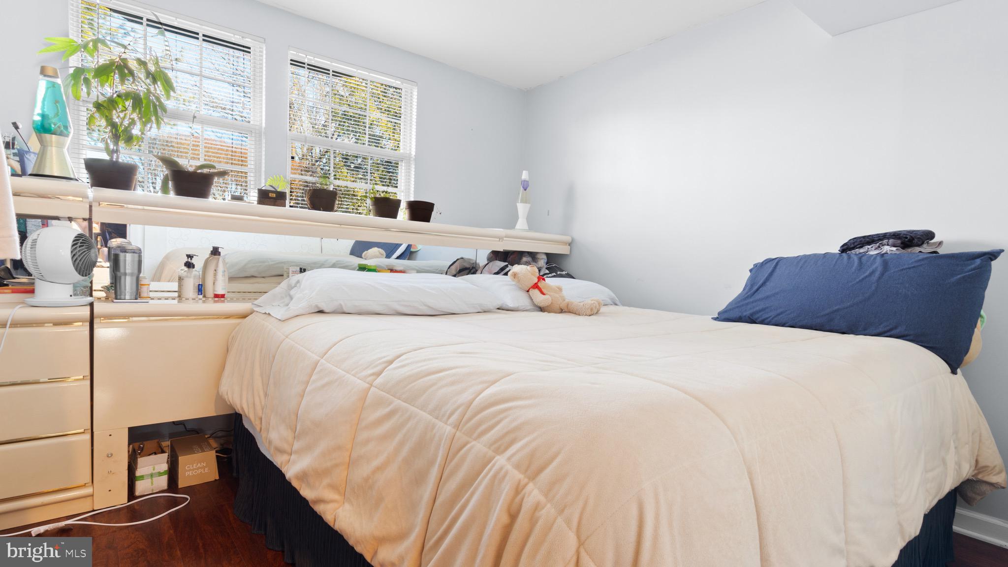 ASHBURN FARM - Residential