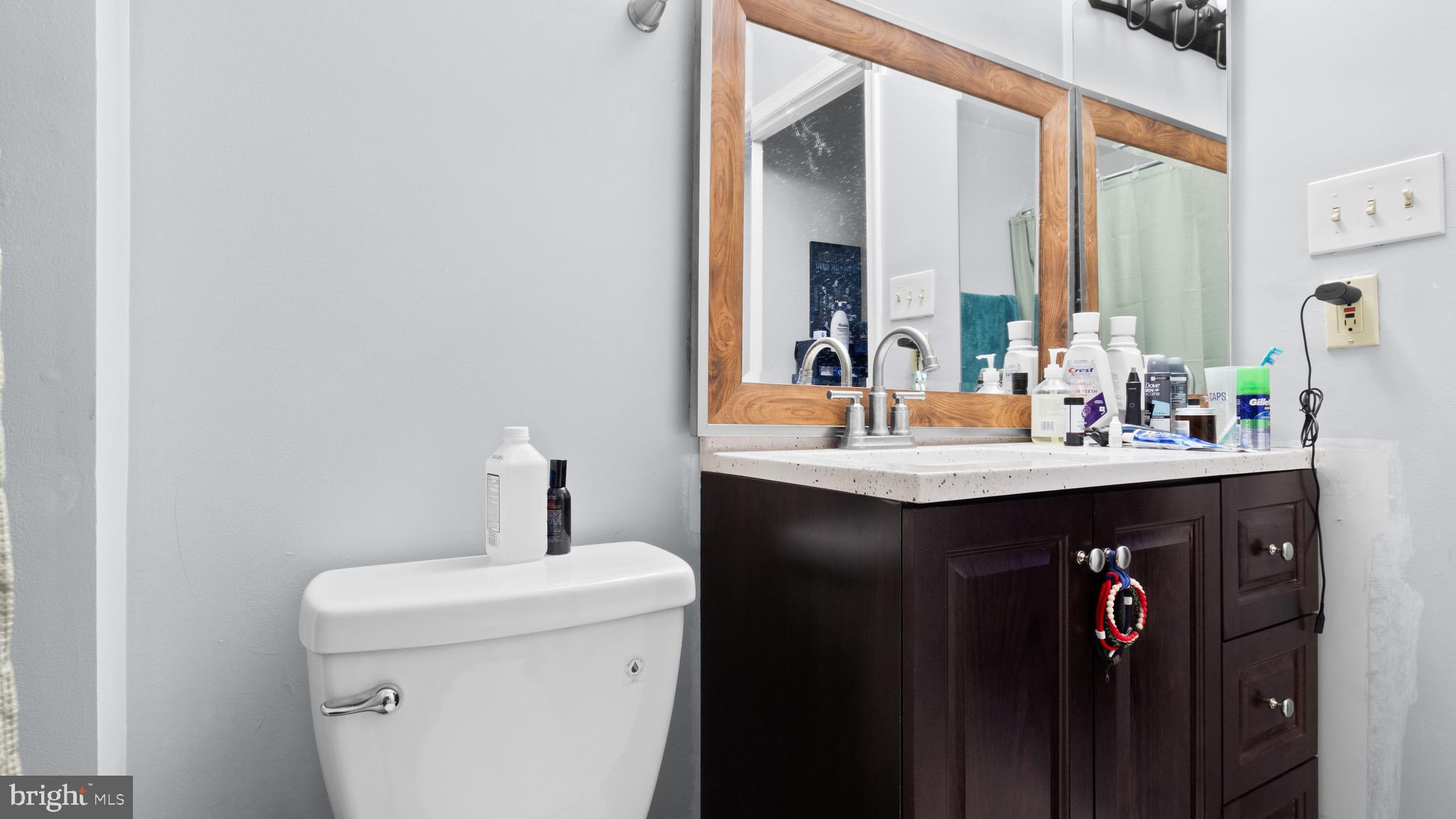 ASHBURN FARM - Residential