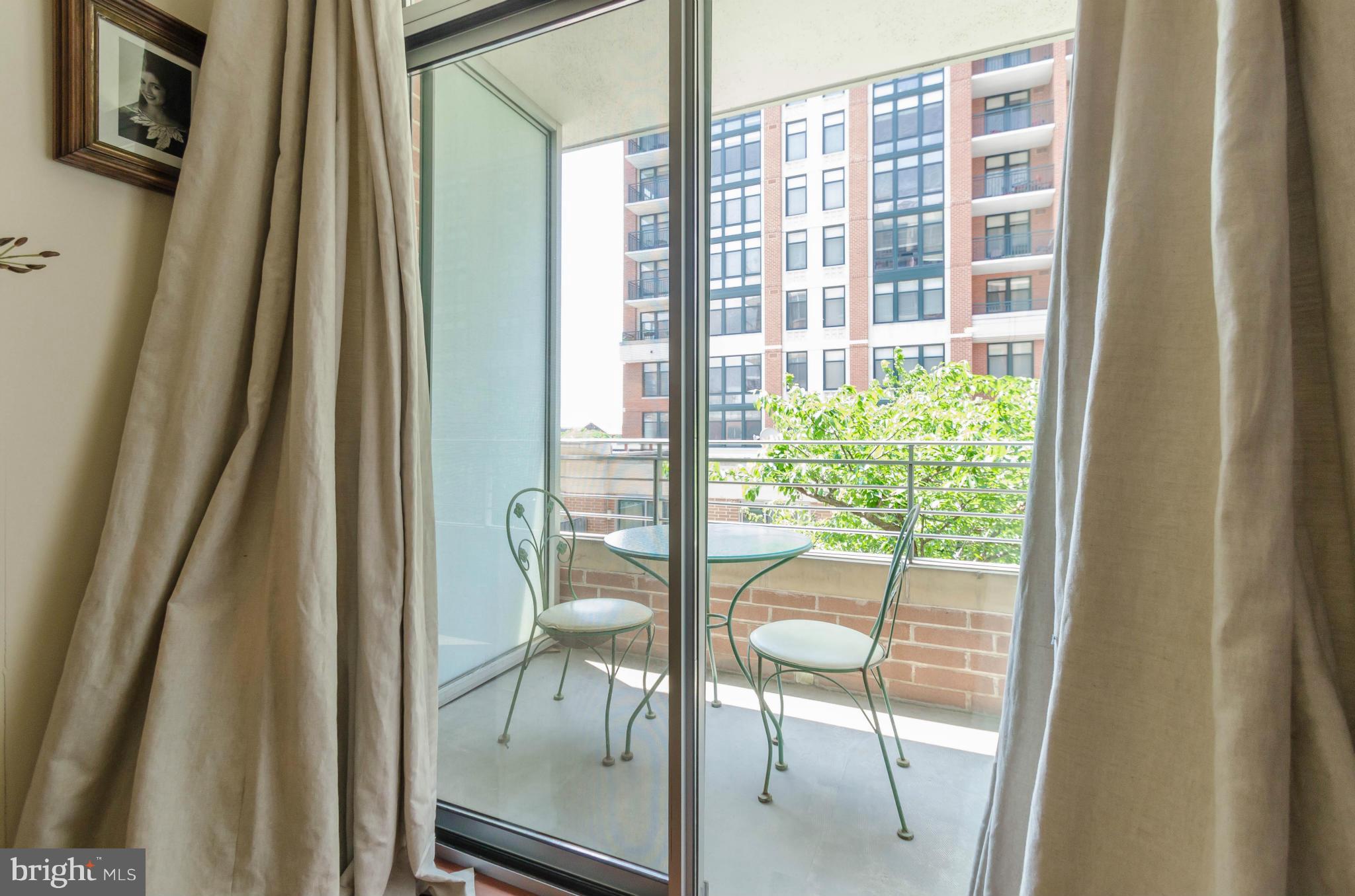 HARBOR EAST - Residential