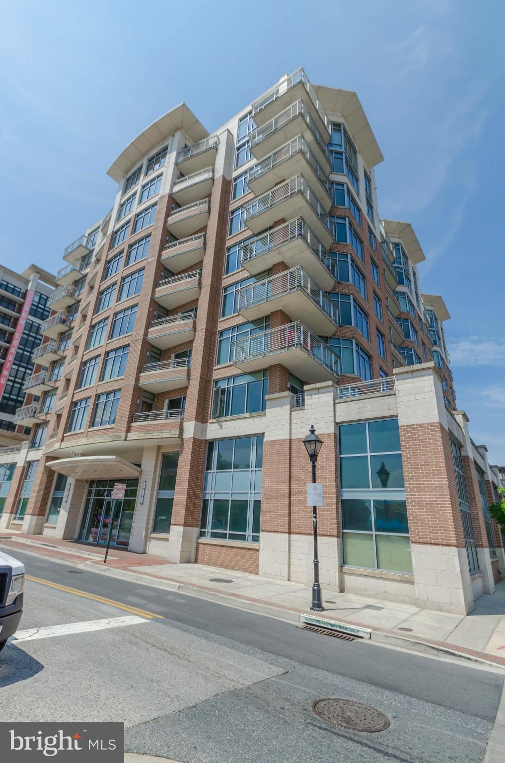 HARBOR EAST - Residential