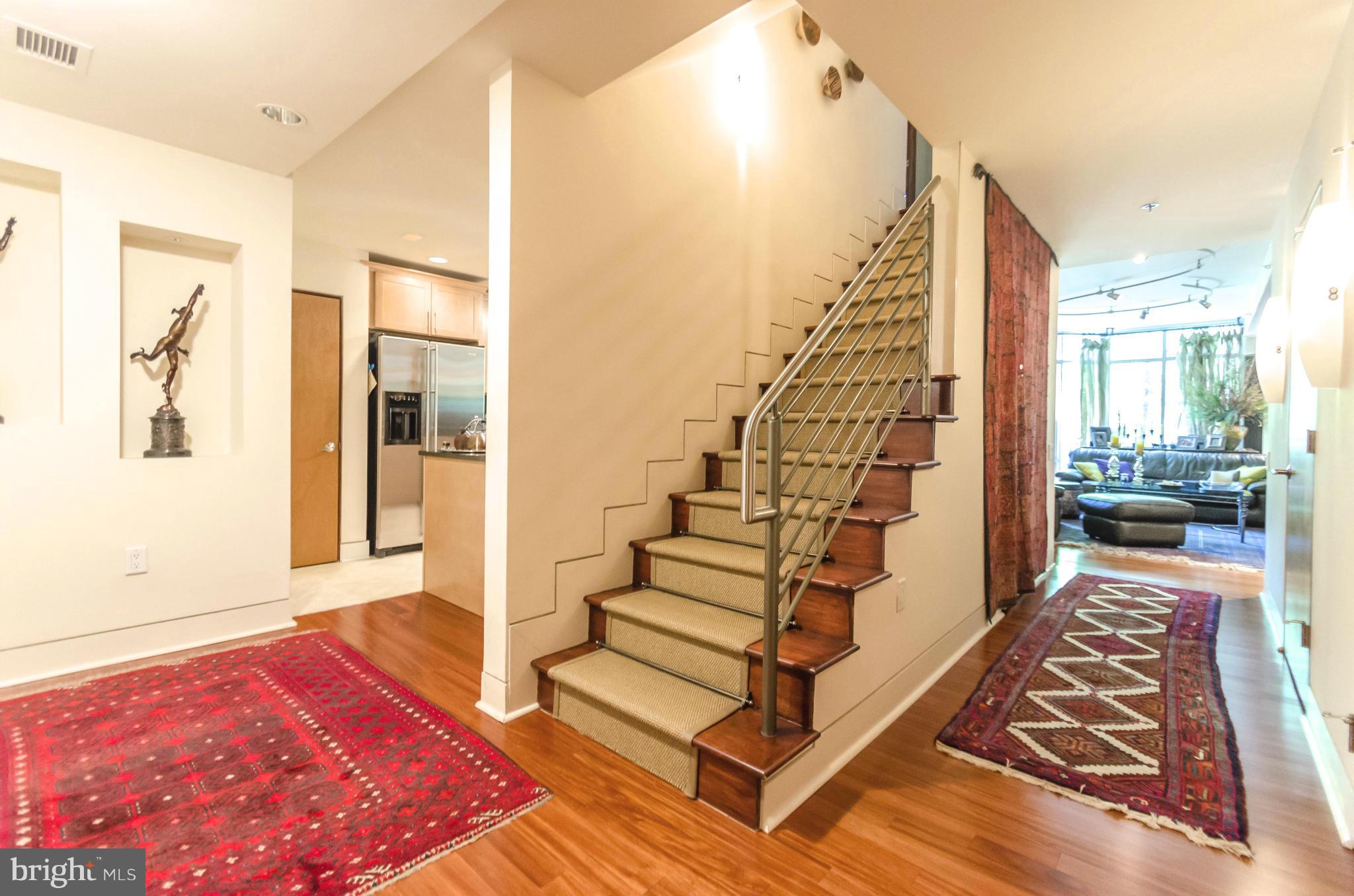 HARBOR EAST - Residential